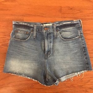 Madewell- The Perfect Jean Short